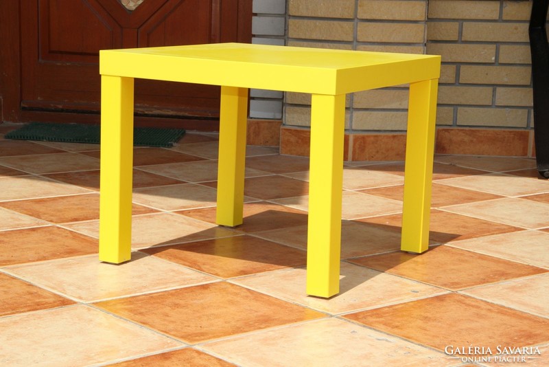 Ikea varnished wooden table 55 x 55 cm.