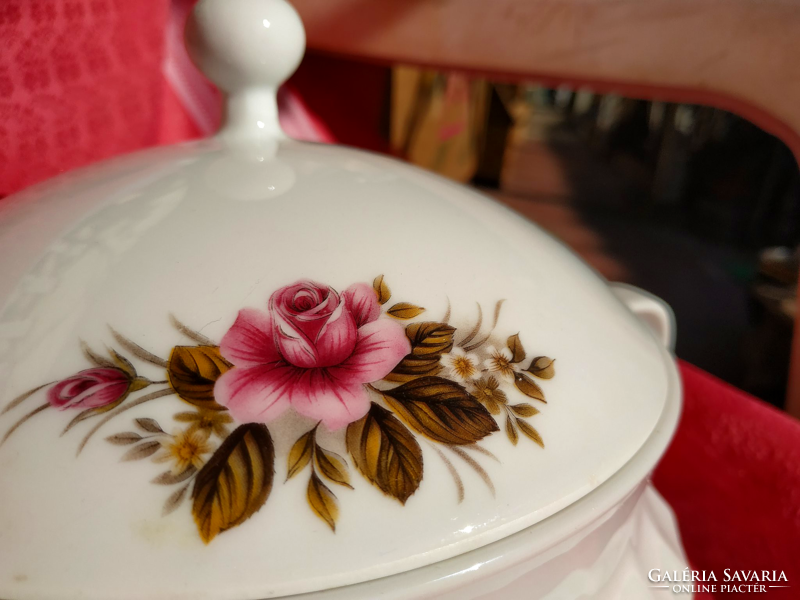 Rózsa mintás porcelán leveses tál