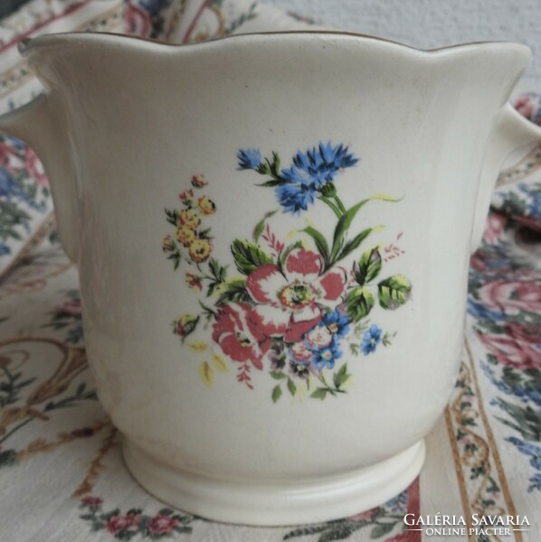 Old Romanian flower-patterned basket