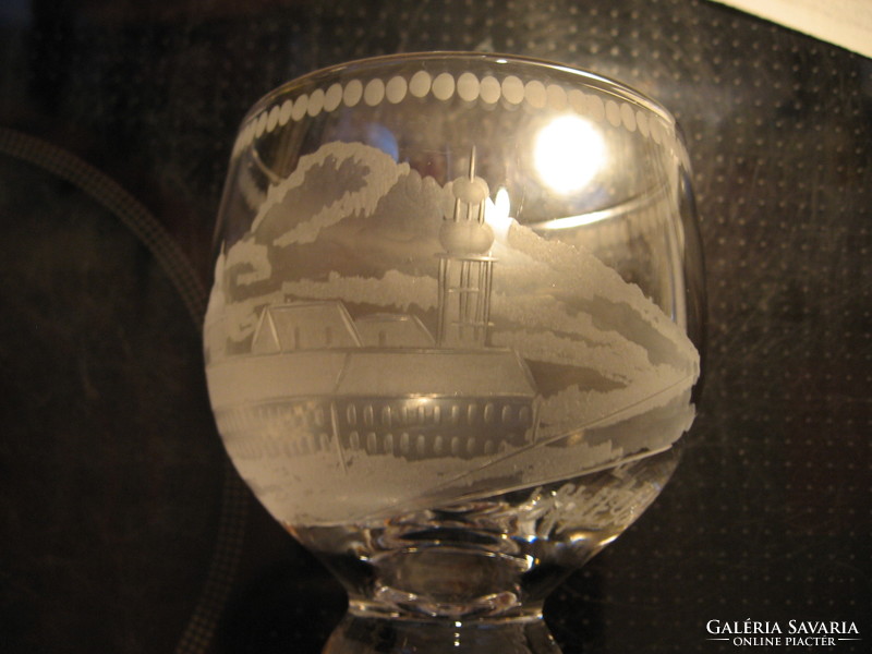 Antik, muzeális csiszolt emlék pohár, römer, talpas pohár Stift Schlierbach