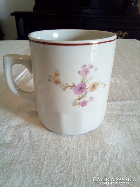Old crow's house floral mug