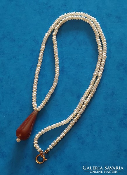 Special genuine cultured pearl necklace with 14k gold setting, Indian agate pendant