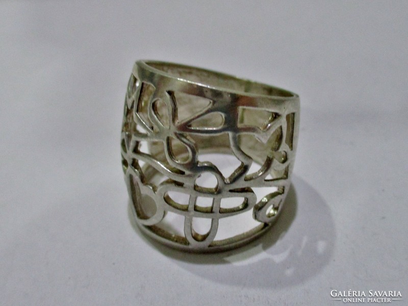 Szépséges magyar kézműves ezüstgyűrű