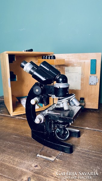 Retro lengyel Warsawa mikroszkóp készlet dekorációnak