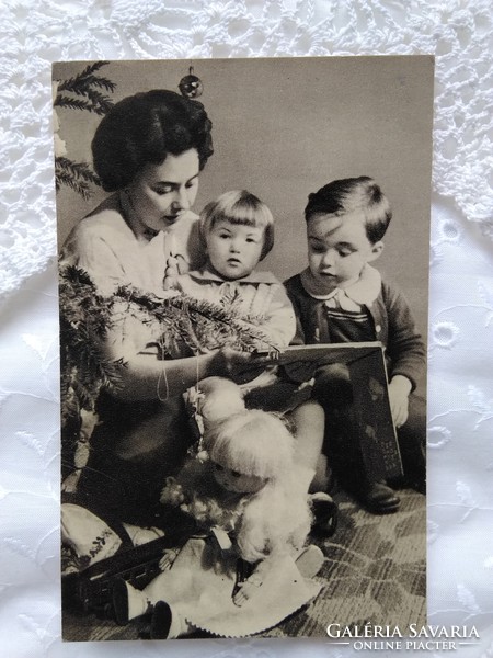 Old Christmas Postcard / Photo Card, Family, Kids, Toys 1950s Fine Art Publisher