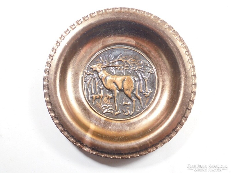 Retro red copper wall hanging decorative bowl plate - embossed, deer forest wild - 13.3 cm diameter