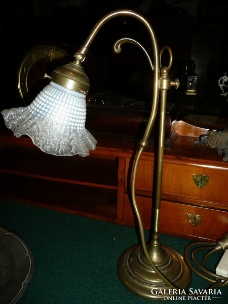 Adjustable height, antique, frilled glass, Art Nouveau desk lamp / bank lamp refurbished