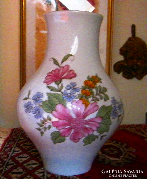 Zsolnay 19 cm magas váza     XX