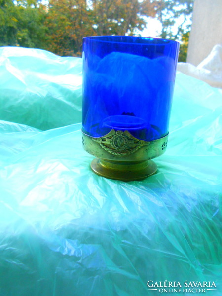 Fém talppal   üveg  kínáló -szép kézműves termék