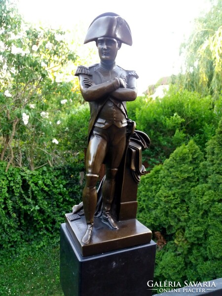 Bonaparte Napóleon: bronz szobor