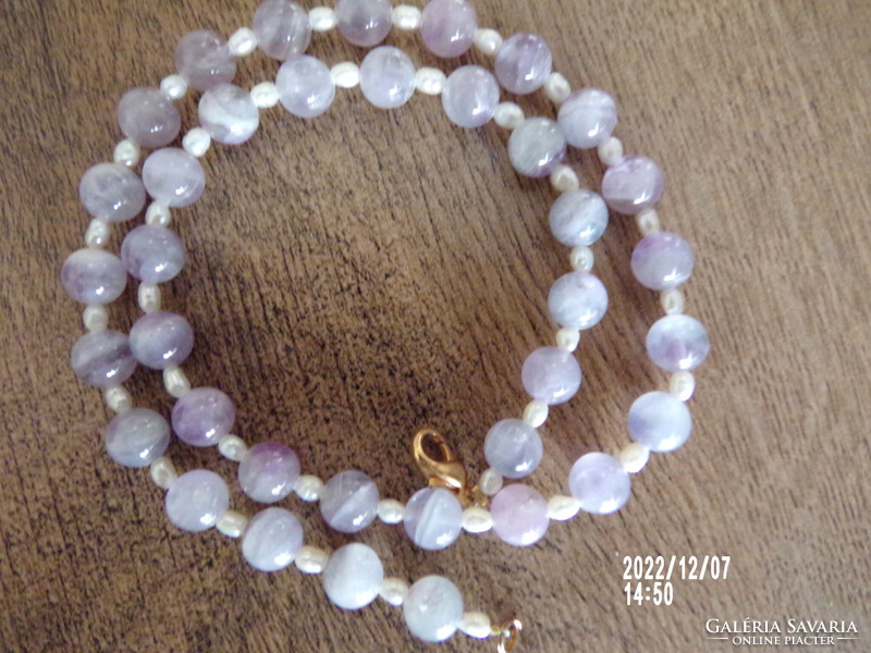 Amethyst and cultured pearl necklace