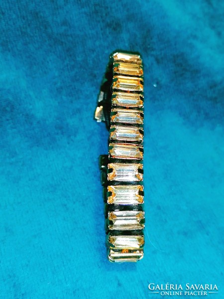 Golden yellow rhinestone bracelet (572)