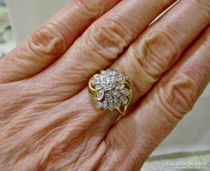 Különleges régi  arany gyűrű gyémántokkal 0,36ct