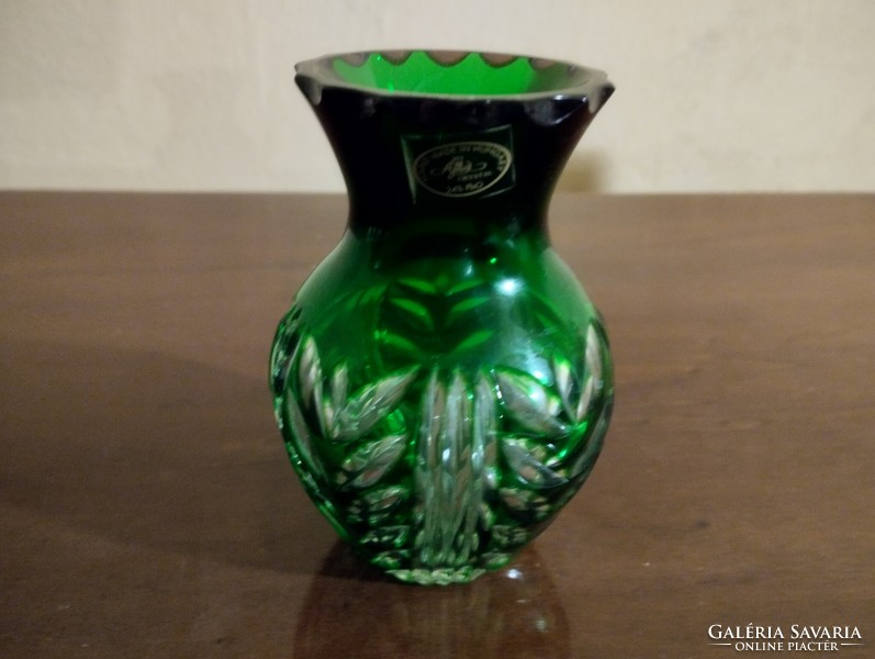 Sötétzöld,csiszolt Ajka kristály váza