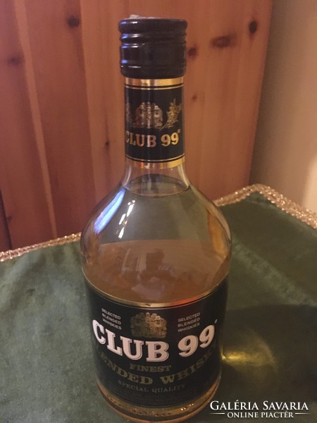 CLUB 99 Finest Blended Whisky