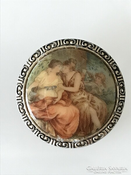 Salad bowl with a baroque scene, 3.5 cm diameter