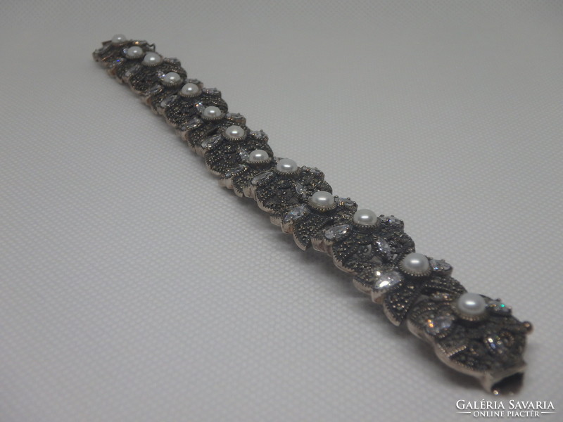 Silver bracelet marcasite+pearl