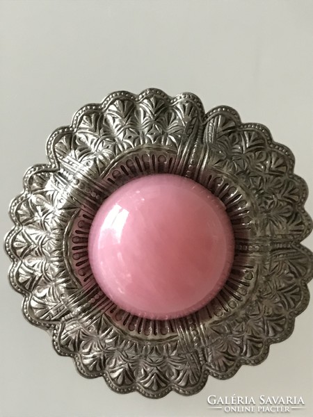 Silver-plated scarf buckle, shawl buckle with a pink center, 4 cm diameter