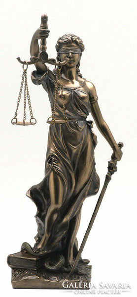Justitia szobor
