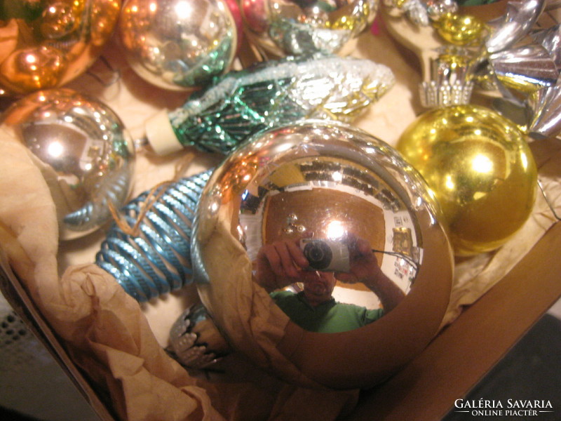 Christmas tree decorations, old, made of glass, 22 pcs