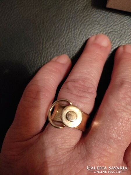 Gyönyörű, egyedi arany gyűrű, 4,63 gramm