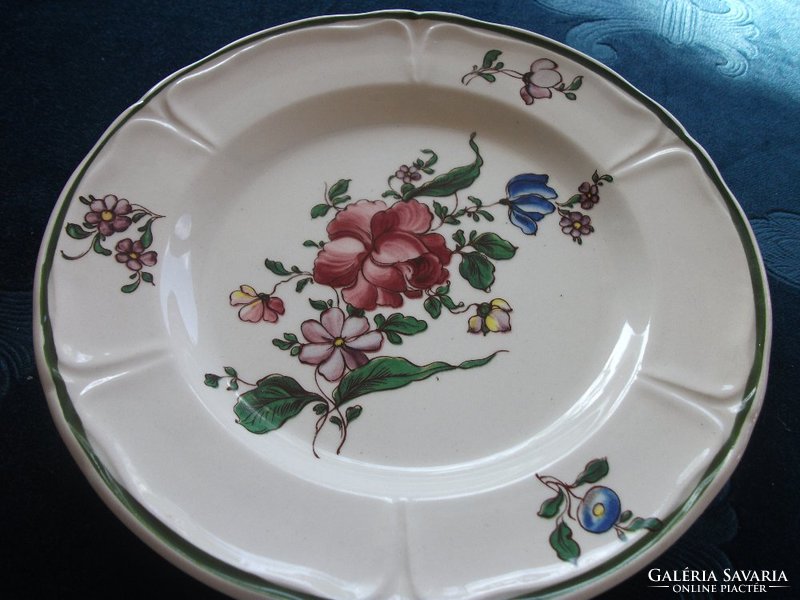 Royal coppenhagen antique danish floral plate-20 cm