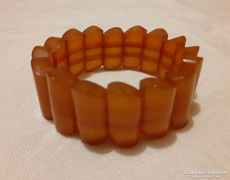 Amber bracelet (rubber)