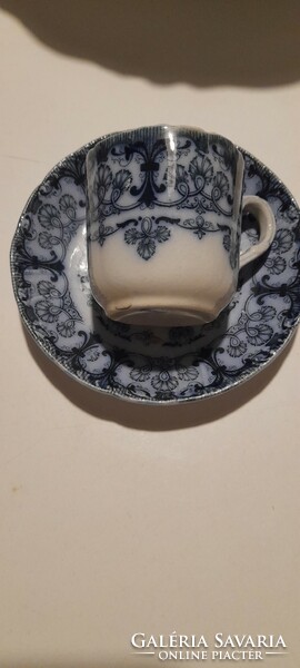 Caoldon cup with saucer