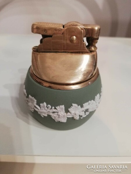 Petrol wedgwood porcelain-copper lighters for collectors