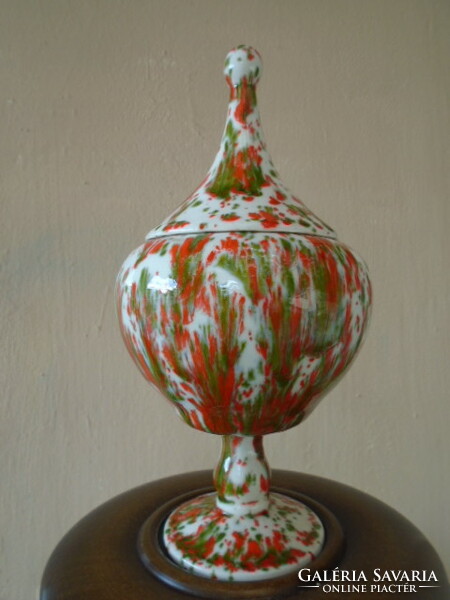An early sign. Porcelain dripped glazed goblet v. Bonbonier or urn vase.