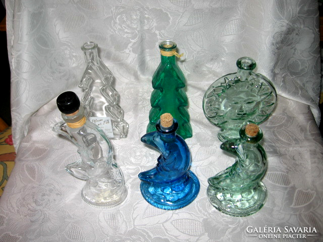 Colorless pine and moon shaped kefla depose brandy glass