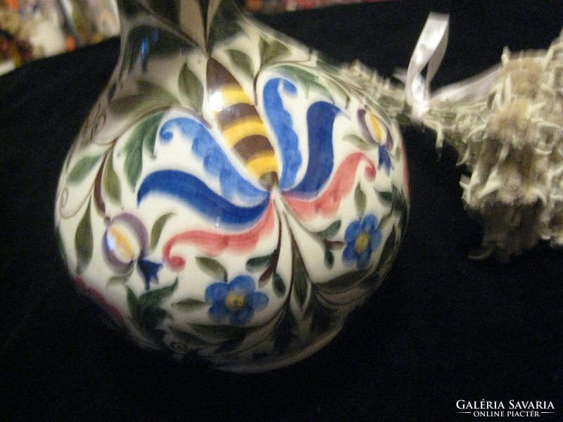 Beautiful antique vase by Városlődi - Mayer, marked but difficult to photograph, 22 cm