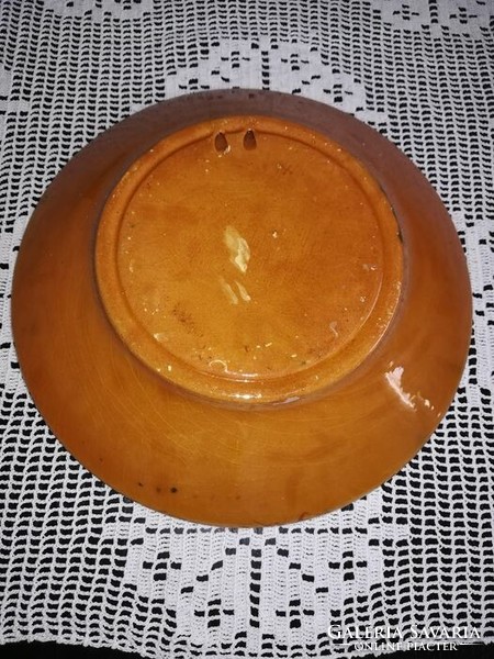 Carcagi wall bowls