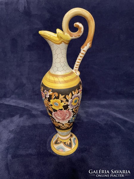 A numbered, Deruta majolica vase