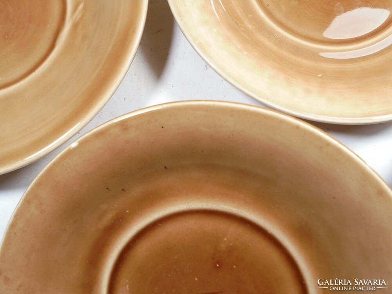 Kis kávés mokkás teás kerámia tányér kistányér - GRÁNIT Kispest CS.K.GY - 13,7 cm átmérő - 4 db