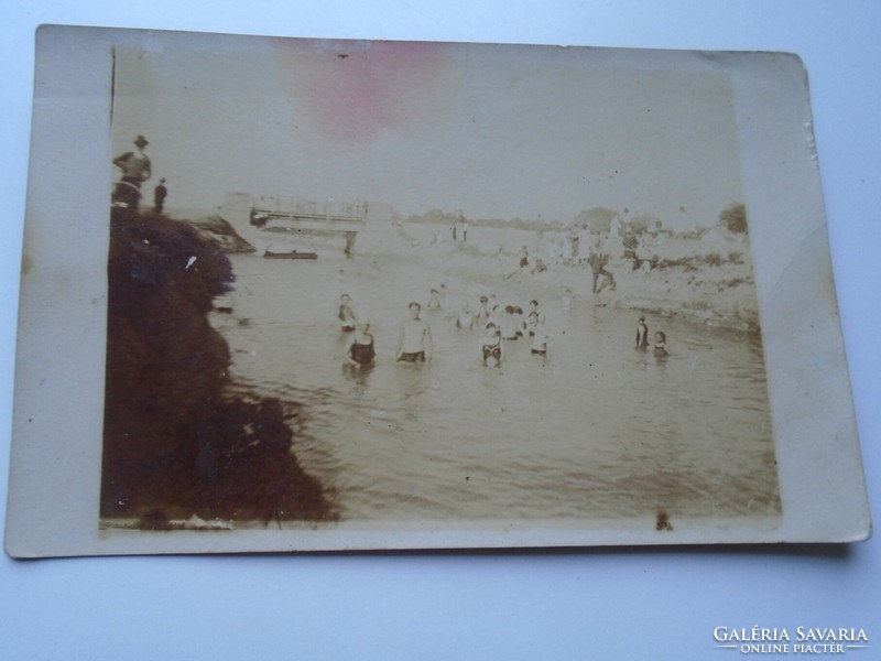 D192317 old photo Danube Bend? Beach ca 1910
