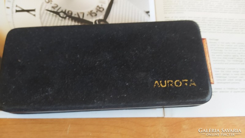 Aurora 88 pen box
