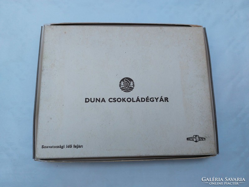 Retro bonbonos doboz régi desszertes papírdoboz Duna Csokoládégyár