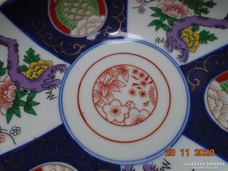 1912-1926 Taisho period Imari Japanese bowl with prunus and fish scale patterns intaglio