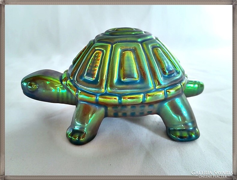 Különleges kékeszöld eozin mázas Zsolnay porcelán teknős