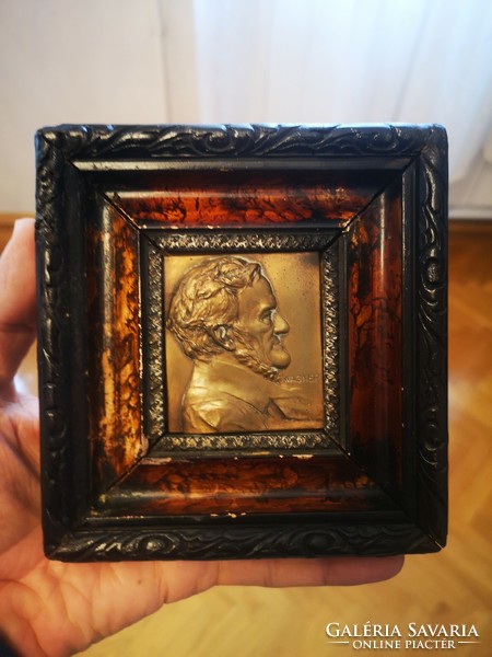 Bronz Wagner plakett bronz portré keretezve