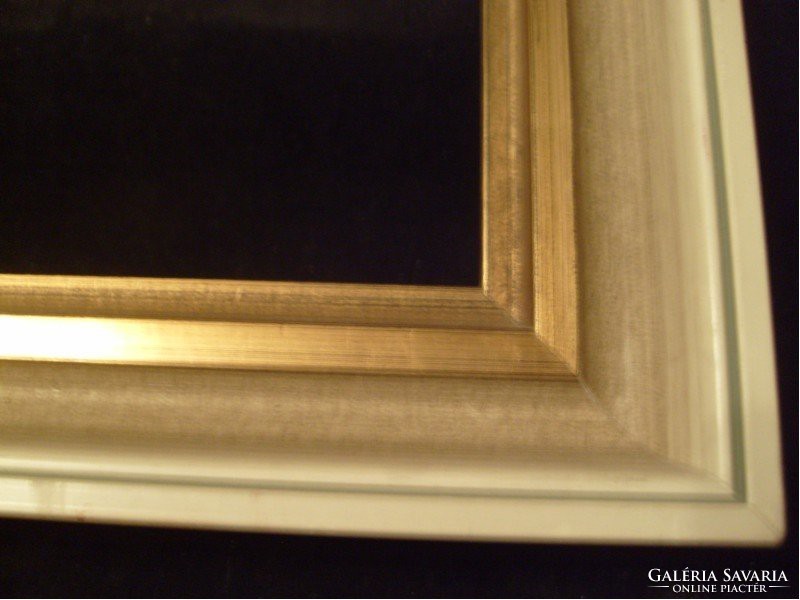 Antik,lépcsőzetes aranyozott fa  keret festménynek tükörnek-kézimunkának  32 X 38 cm