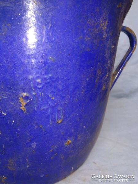 Pilsen indigo blue pot