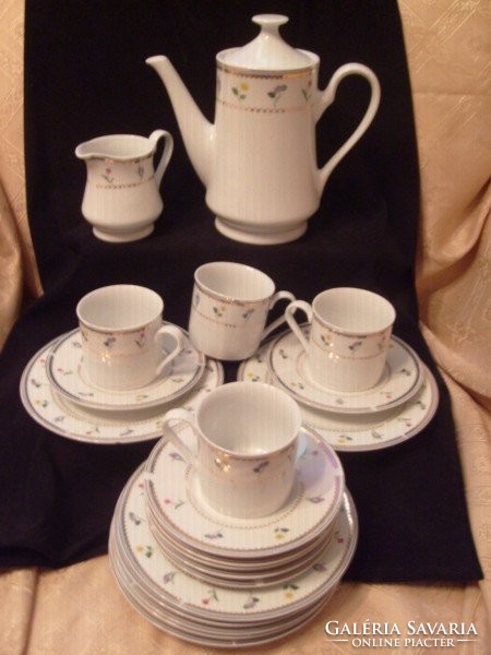 Immaculate condition 18-piece German breakfast set with flower pattern for sale as a gift