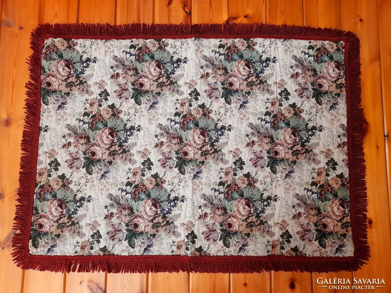 Woven tablecloth 120 x 88 cm