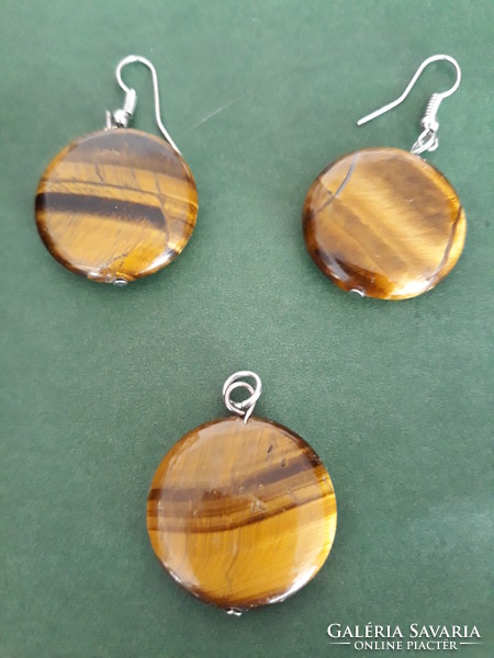 Tiger eye jewelry set (earrings and pendant)