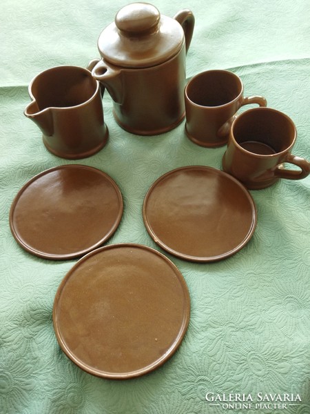 Ceramic coffee cup with spouts