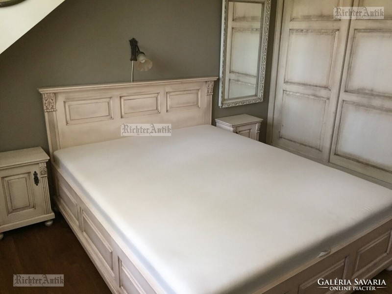Provence antikolt Ónémet francia ágy.