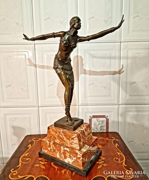 Art deco - Táncosnő bronz szobor