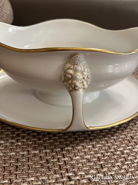 1933 Pre-Rosenthal Kronach-Bavarian sauce vessel, sauce spout. White-gold, with beautiful shapes